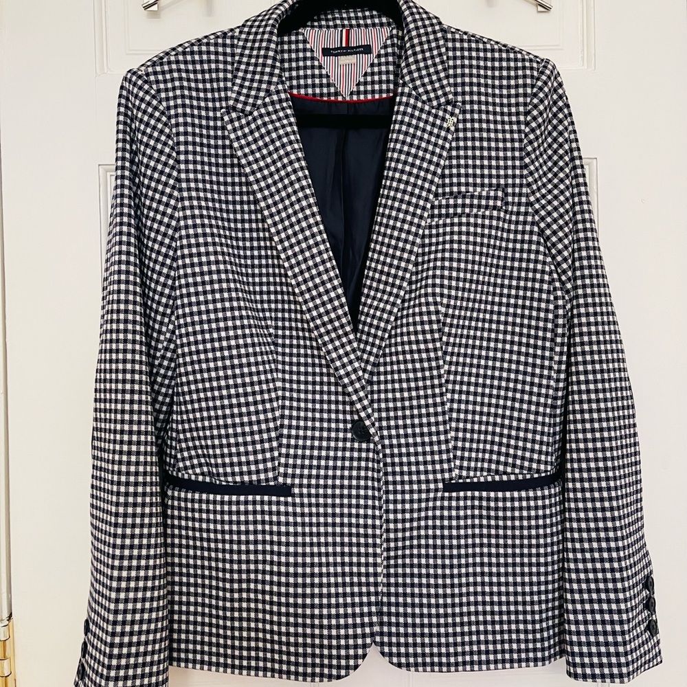 Tommy Hilfiger
Button-Front Plaid Jacket